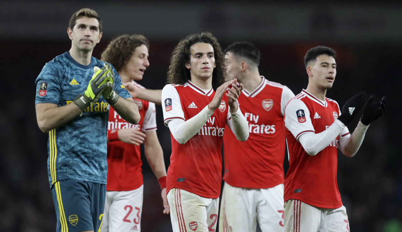 ESPN：埃斯特旺的表现让巴萨也在谈论他，切尔西相信他会成功