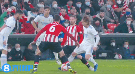 纳兹·里德生涯总得分突破5000分，森林狼队史第九人