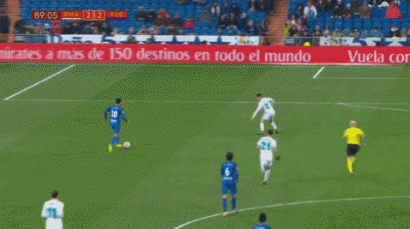 球队取胜后送亚泰降级，海牛球迷在退场时高喊“亚泰降级啦”