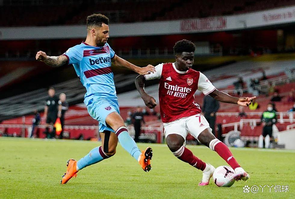 本赛季只代表皇马出场1次，西媒：卢宁进入国米视野